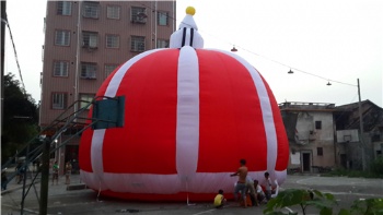  Inflatable mocked up building tent Italy	