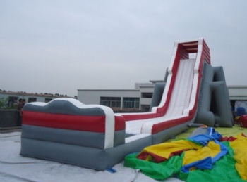  Outdoor inflatable slip and slide for kids	