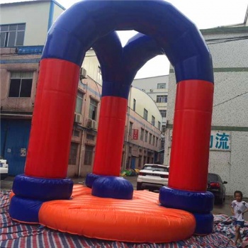  Movable bungee jumping inflatable	