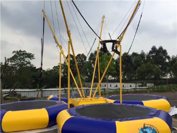 Fixed bungee jumping trampoline inflatable