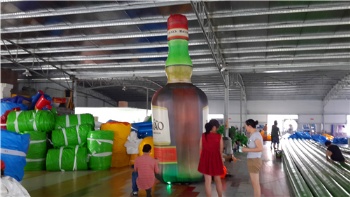  Outside Beer Festival event promotion inflatable bottle	