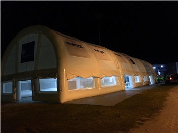  Large PVC Airtight Arched Roof Venue With Sponsor Banner	