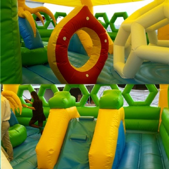  Chrldren Perfect Outdoor Inflatable Playground With Roof	
