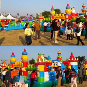  Inflatable Magic Kindom For Kids	