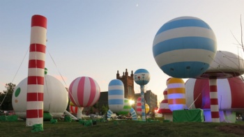  Pop Up Mushroom Balloon Inflatable Bouncy Play Place Animal Cartoon Figure	