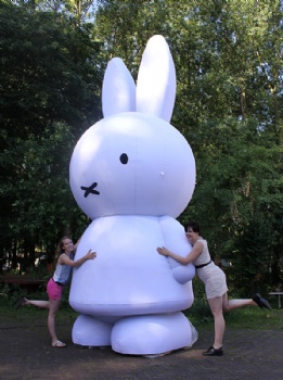  Custom 5m Cute Rabbit Animal Inflatable Bunny Easter For Sale	