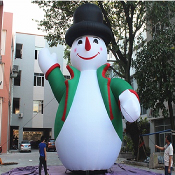  Custom Inflatable Snowman with snow globe	