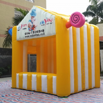  custom design inflatable concession stand for 5K Christma Theme Party	