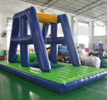 inflatable water launchor inflatable water swing game