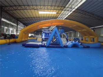  Giant Portable inflatable pool water park with roof cover for kids	