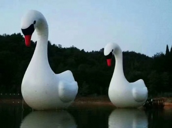  Cute goose animal inflatable swan for resort promotion	