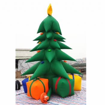  Inflatable Christmas tree with presents	